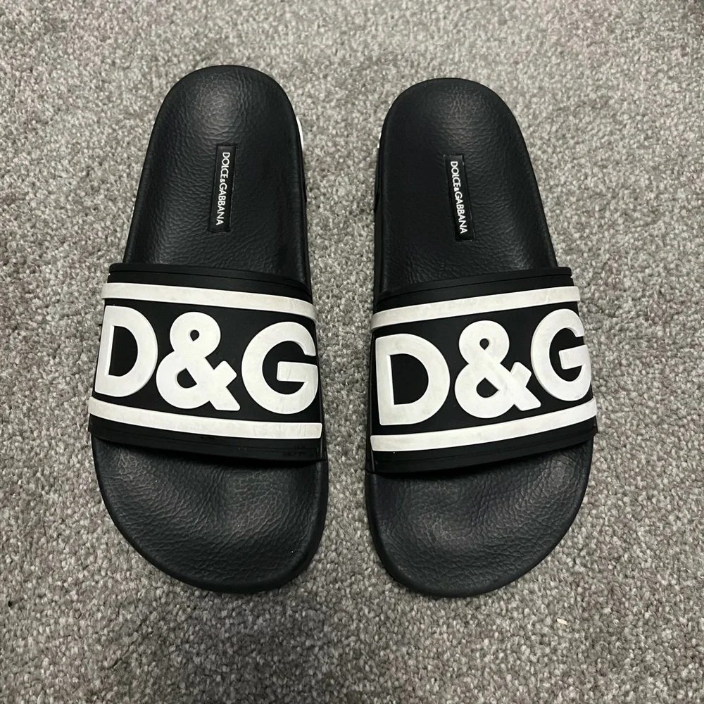 D&G Black & White Logo Slide Sandals - Picture 1 of 14